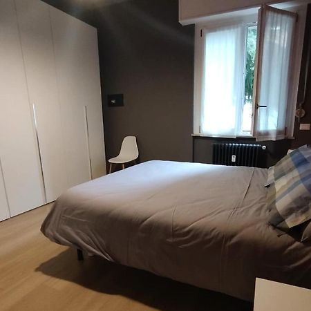 La Casa Di Anna, Appartamento Trilocale Con Balcone E Garage Brescia Ngoại thất bức ảnh